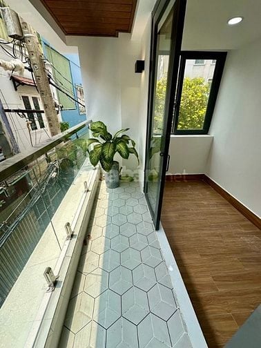  4,68tỷ xây full ko lộ giới cách mt 20m 5x6 3 tầng SHR hoàn công đủ