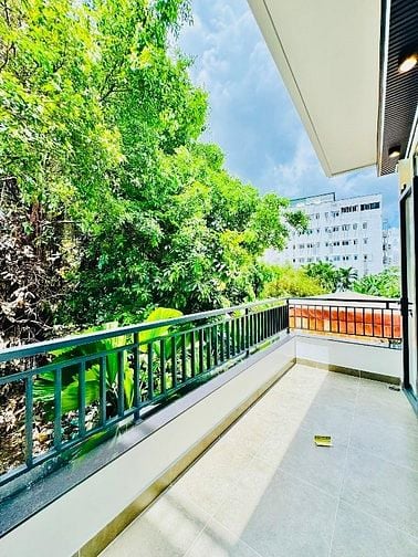 Bán nhà Biệt thực đẹp HỒ BƠI, THANG MÁY (15x20) 20/34 Đường 8 Gò Vấp