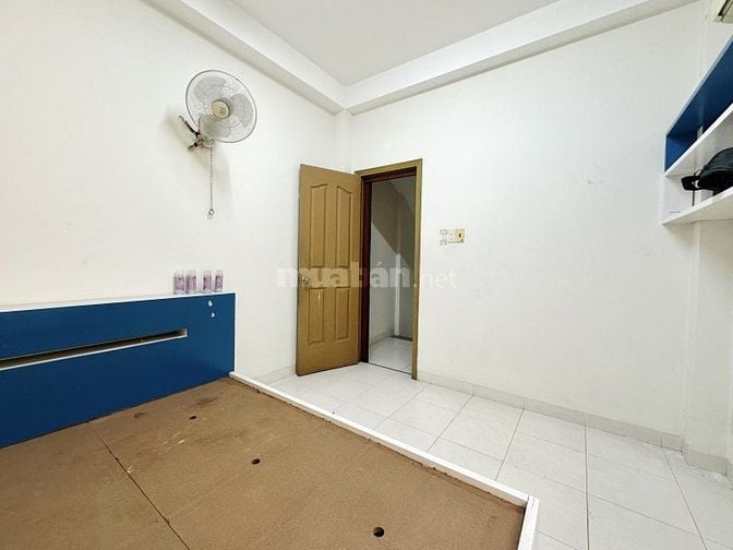 DUY NHẤT 1 CĂN. HXH 7 CHỖ. NGUYỄN GIA TRÍ. 41M2 - 3 TẦNG - 6.x TỶ