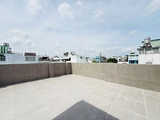 Đi nước ngoài định cư bán gấp nhà ở đường Đỗ Xuân Hợp, phường Phước Lo