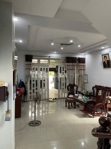 Bán nhà mặt tiền đường số 28, P.6 ,Q. Gò Vấp,gần chợ An Nhơn, dt 7x22m
