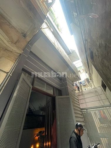 Bán nhà ngõ phố Nguyễn Đức cảnh