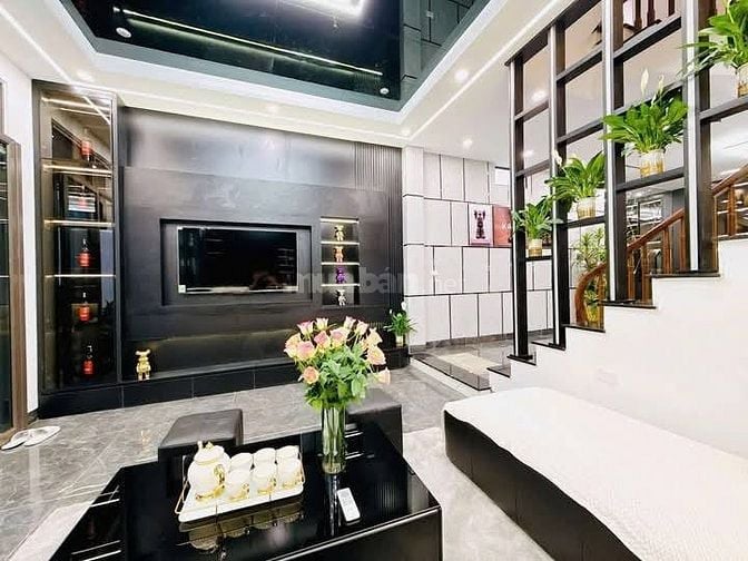 Nhà Đẹp Gần Đường Đại La, Hai Bà Trưng 54m, 4 tầng, mt 4.3m, 11.5 