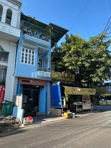 BÁN NHÀ MT QUẬN 7 GIÁ TRỊ THƯƠNG MẠI CAO, DỌN VÀO Ở NGAY. Giá TL