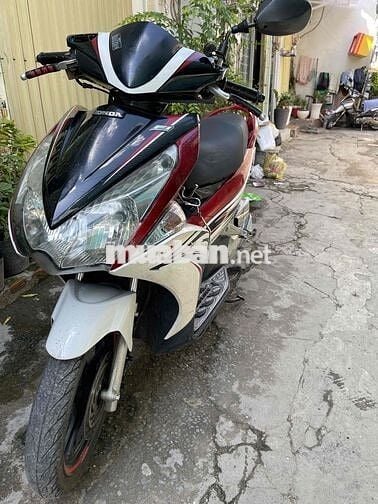 Xe nhà ít đi ,ít chạy bán lại cho a,e nào cần
