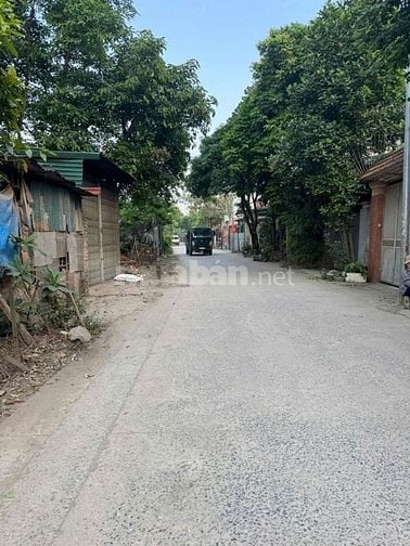 Nhượng đất xưởng sản xuất khu Vườn Đào Nhật Tân quận Tây Hồ Hà Nội 