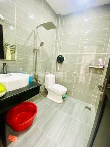 Mặt tiền KD - đa nghành - 5 tầng 5pn - dtsd - 310m2 - gấp bán 21 tỷ.