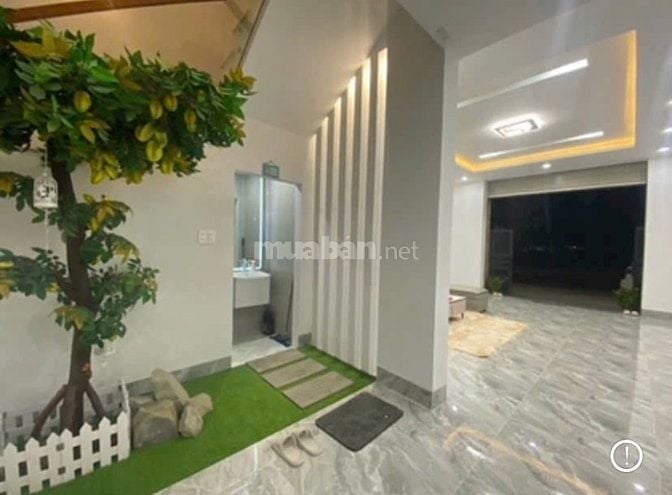 Cho thuê nhà đẹp 1 trệt 2 lầu kdc bửu long