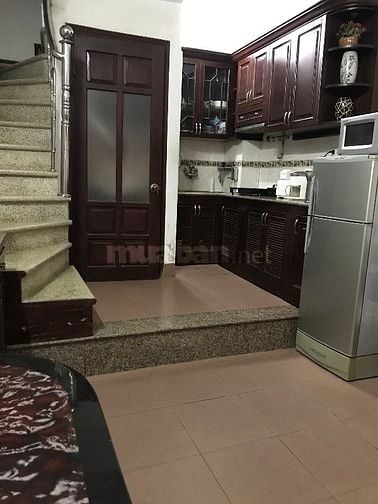 Bán nhà 5 tầng+1 tum.Đầy đủ đồ,nội thất, nhà đẹp.Khu dân trí cao. 10m 