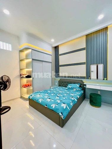 Nhà hẻm xe hơi Lưu Nhân Chú, Tân Bình. Giao Phạm Văn Hai - 3,070 tỷ
