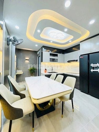 Bán gấp nhà ở đường Trần Bình Trọng, phường 2, quận 5, giá 2 tỷ 850 tr