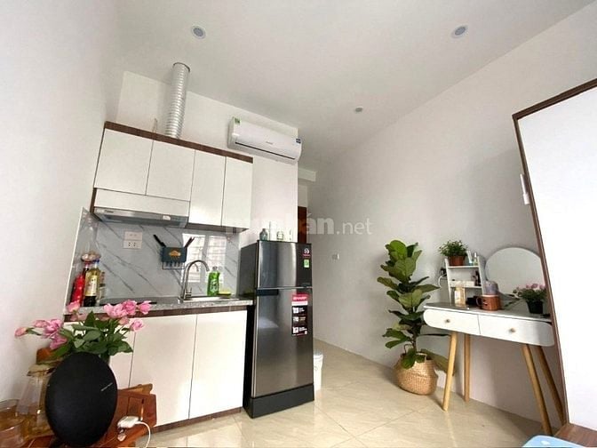 Bán nhà Láng Hạ dòng tiền 85tr/tháng, Dt 80m2, 8, mt 6m, thoáng sáng.