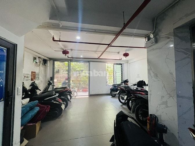 Bán nhà Láng Hạ dòng tiền 85tr/tháng, Dt 80m2, 8, mt 6m, thoáng sáng.