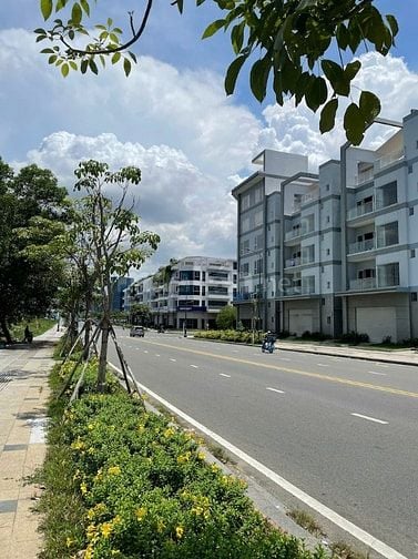 Cần bán căn shophouse Lakeview City 2 – 500m² sử dụng – giá 180 tỷ
