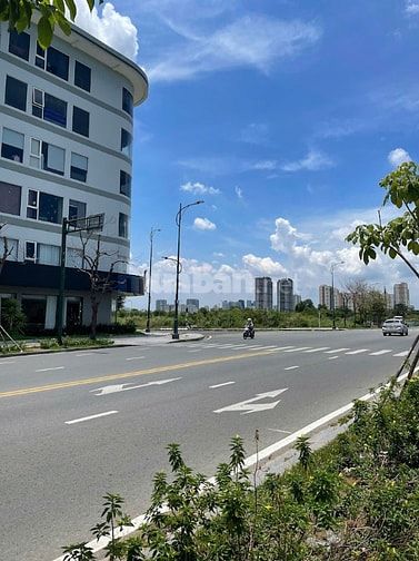 Cần bán căn shophouse Lakeview City 2 – 500m² sử dụng – giá 180 tỷ