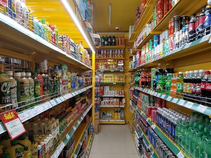 Cửa hàng ưu tiên trung tuổi 18- 65 bán hàng, tạp vụ, bảo vệ dịp hè