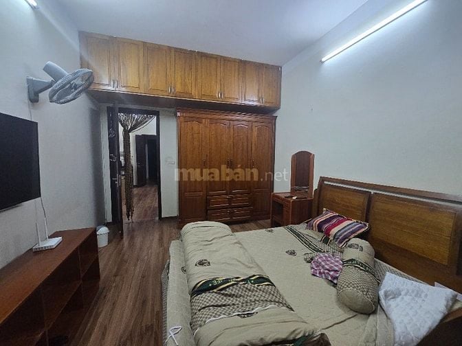 Cho thuê căn hộ 72m2 đầy đủ nội thất, vào ở luôn