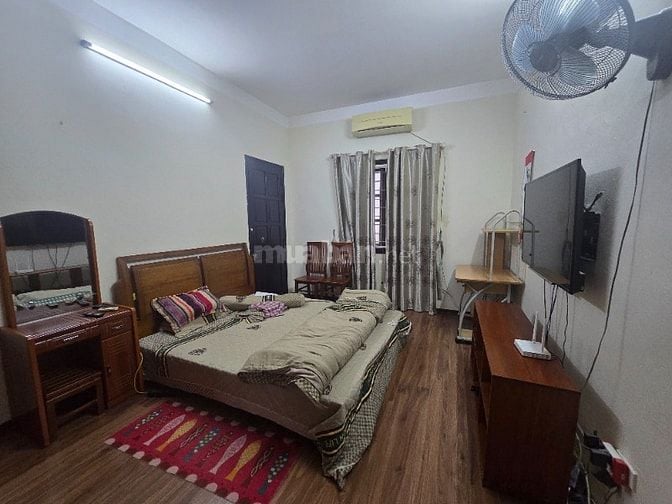 Cho thuê căn hộ 72m2 đầy đủ nội thất, vào ở luôn