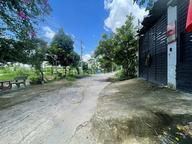 View Kênh VƯỜN LÀI, AN PHÚ ĐÔNG, 5x27m -CN 133m2, DTSD 279m2, 4PN HXH