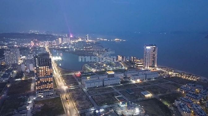 Icon40 Hạ Long mã căn đẹp nhất dự án, hướng TB, view Vịnh giá tốt
