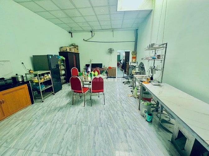 Bán Nhà ngay chợ Tân Phong 5x24 full thổ cư