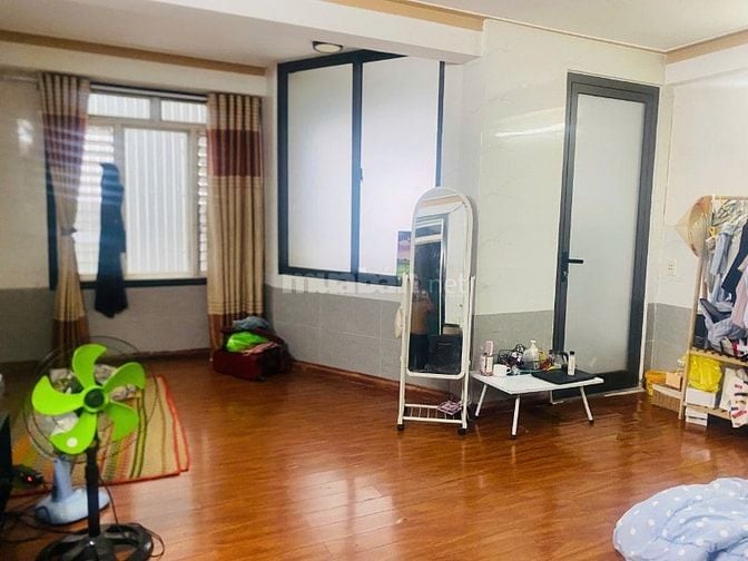 Bán nhà 3 tầng kinh doanh đường Nguyễn Phong Sắc 