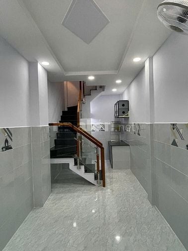 Bán Nhà hẻm 3m: Ni Sư Huỳnh Liên P.10 Q.Tân Bình -dt:17m2 trệt lững 1L