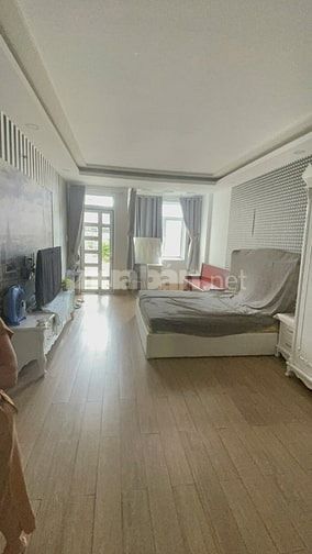Cho thuê nhà 5 tầng (4PN, 5WC) Nguyễn Văn Trỗi Phú Nhuận giá 30 triệu
