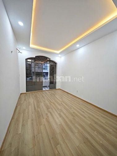 Nhà Mới Ở Ngay Trệt 2Lầu 4PN LBThăng Q11 HẠ GIÁ BÁN GẤP 