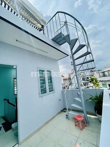 Nhà Mới Ở Ngay Trệt 2Lầu 4PN LBThăng Q11 HẠ GIÁ BÁN GẤP 