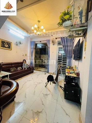 SIÊU HIẾM ! Bán Nhà Đẹp Linh Trung – Hẻm Xe Hơi – 4PN, 3WC - Chỉ 5tỷ !
