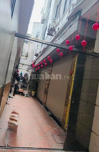 Bán nhà Định Công Thượng, Hoàng Mai 💰 Giá: 8.4 tỷ 📐 Diện tích: 41 m²