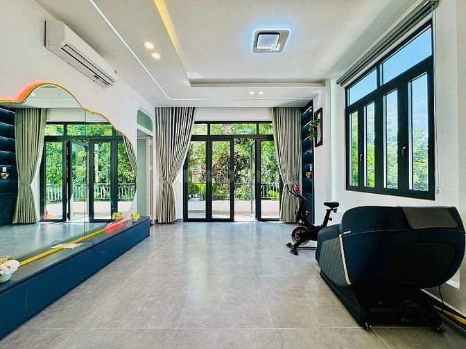 Bán nhà sân vườn Thống Nhất, p11, Gò Vấp. Chỉ 2,85tỷ. Hẻm 6m.65m2. 
