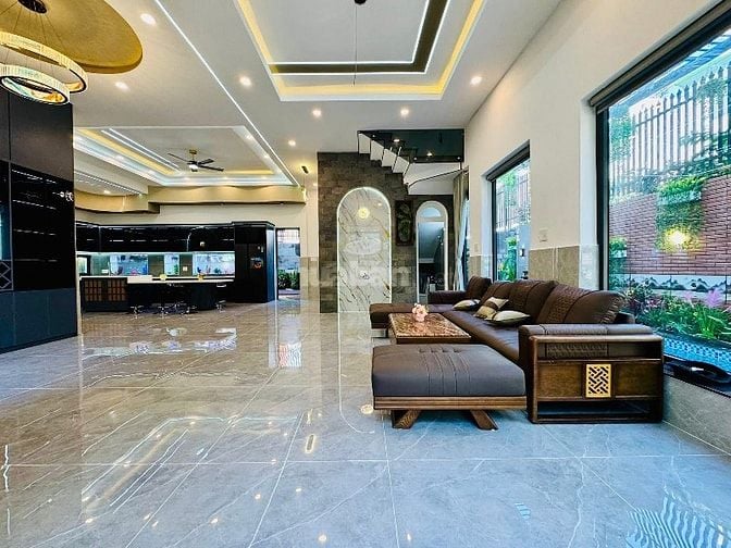 Bán nhà sân vườn Thống Nhất, p11, Gò Vấp. Chỉ 2,85tỷ. Hẻm 6m.65m2. 