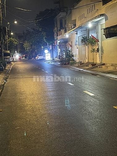 NHÀ MỚI ĐẸP – NGAY LÊ VĂN QUỚI – ĐƯỜNG 10M VỈA HÈ – 113M² – 3 TẦNG –