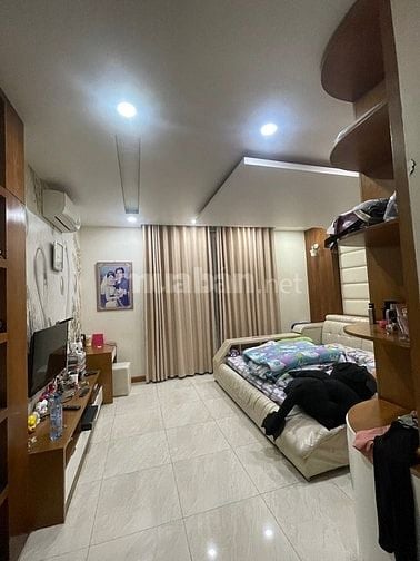 NHÀ MỚI ĐẸP – NGAY LÊ VĂN QUỚI – ĐƯỜNG 10M VỈA HÈ – 113M² – 3 TẦNG –