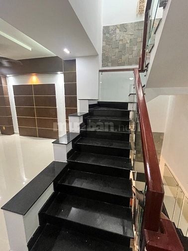 Nhà đường số 5 Phạm Hùng. DT 5x15m 1 trệt 2 lầu ST