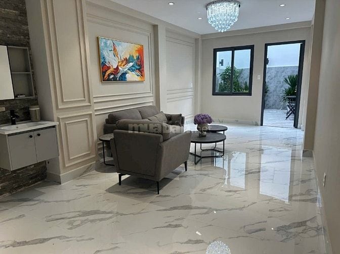 BÁN NHÀ MẶT TIỀN ĐƯỜNG ĐINH CÔNG TRÁNG, QUẬN 1