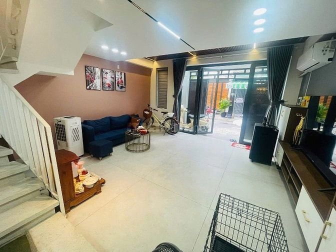SO HOT!!! Nhà Lê Thị Hồng Gấm, Quận 1 | 2 tầng diện tích 55m2 , shr 🔥