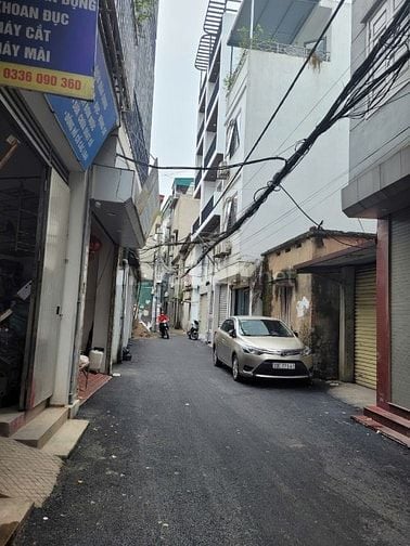 Bán đất tặng nhà cấp 4 vị trí đẹp gần Khai sơn hill!