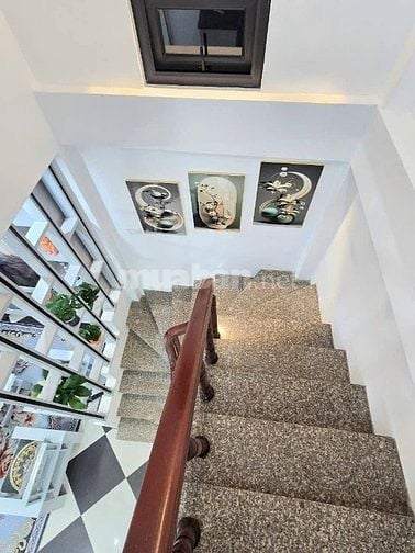 Nhà Đẹp Gần Đường Ô Tô, Đường Hoàng Mai 28/30m, 5 tầng, mt 5m, 6.68 tỷ