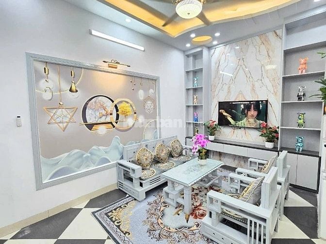 Nhà Đẹp Gần Đường Ô Tô, Đường Hoàng Mai 28/30m, 5 tầng, mt 5m, 6.68 tỷ