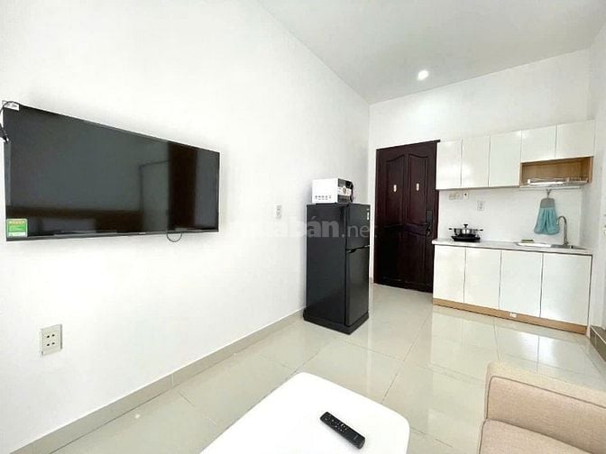 Bán nhà 5 tầng. 4x15m. Ngay khu phố tây Nguyễn Trãi, Bến Thành, Q1