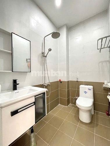 Bán nhà 5 tầng. 4x15m. Ngay khu phố tây Nguyễn Trãi, Bến Thành, Q1