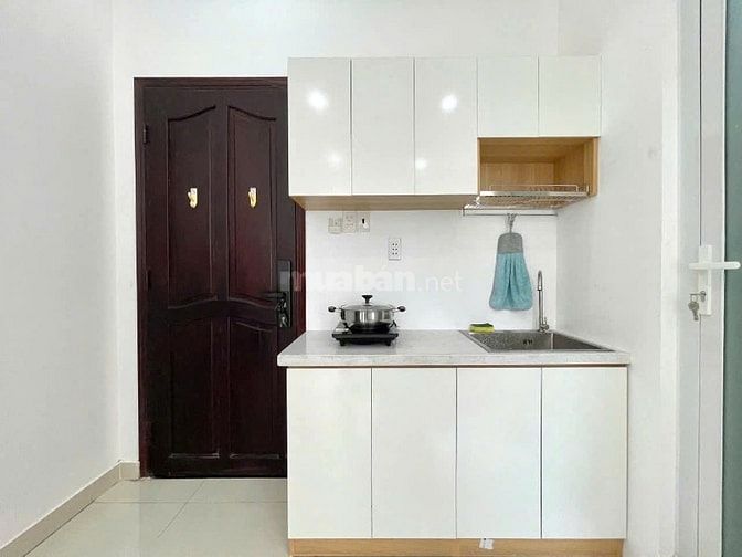 Bán nhà 5 tầng. 4x15m. Ngay khu phố tây Nguyễn Trãi, Bến Thành, Q1