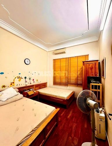 BÁN NHÀ GẦN NGÕ NÚI TRÚC 57M2*5T,3M RA OTO ĐỖ,2 THOÁNG,GẦN PHỐ,12.8TỶ.