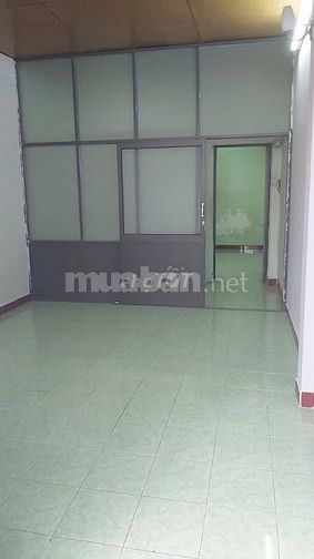 Cho thuê nhà MTNBộ 8m (XT) Lạc Long Quân, P.3, Q11 giá 13tr
