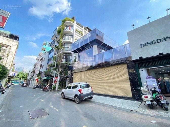 21 - 23A Thạch Thị Thanh, phường Tân Định, Quận 1. (9,5mx20m), giá 56 