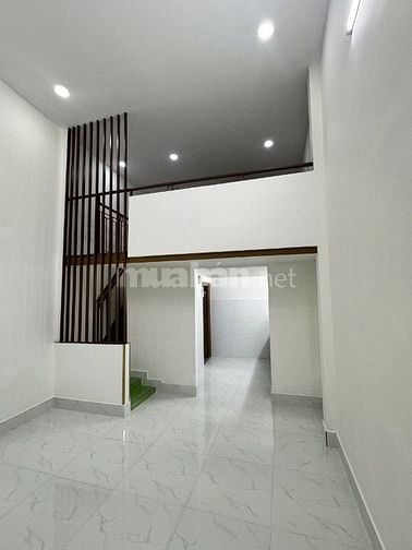 Cho thuê nhà riêng tại Nguyễn Thiện Thuật quận 3, chính chủ dọn ở ngay