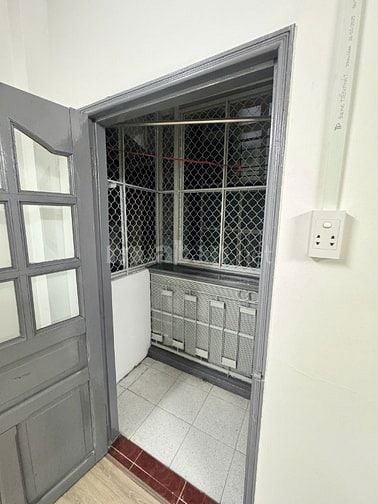 Cho thuê nhà riêng tại Nguyễn Thiện Thuật quận 3, chính chủ dọn ở ngay